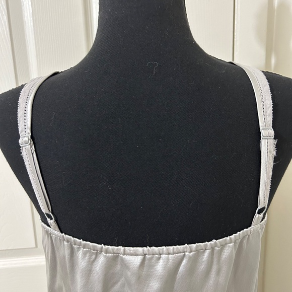 White House Black Market Silver/Grey Silk Slip Top With Button Detail Size XS - Picture 7 of 9